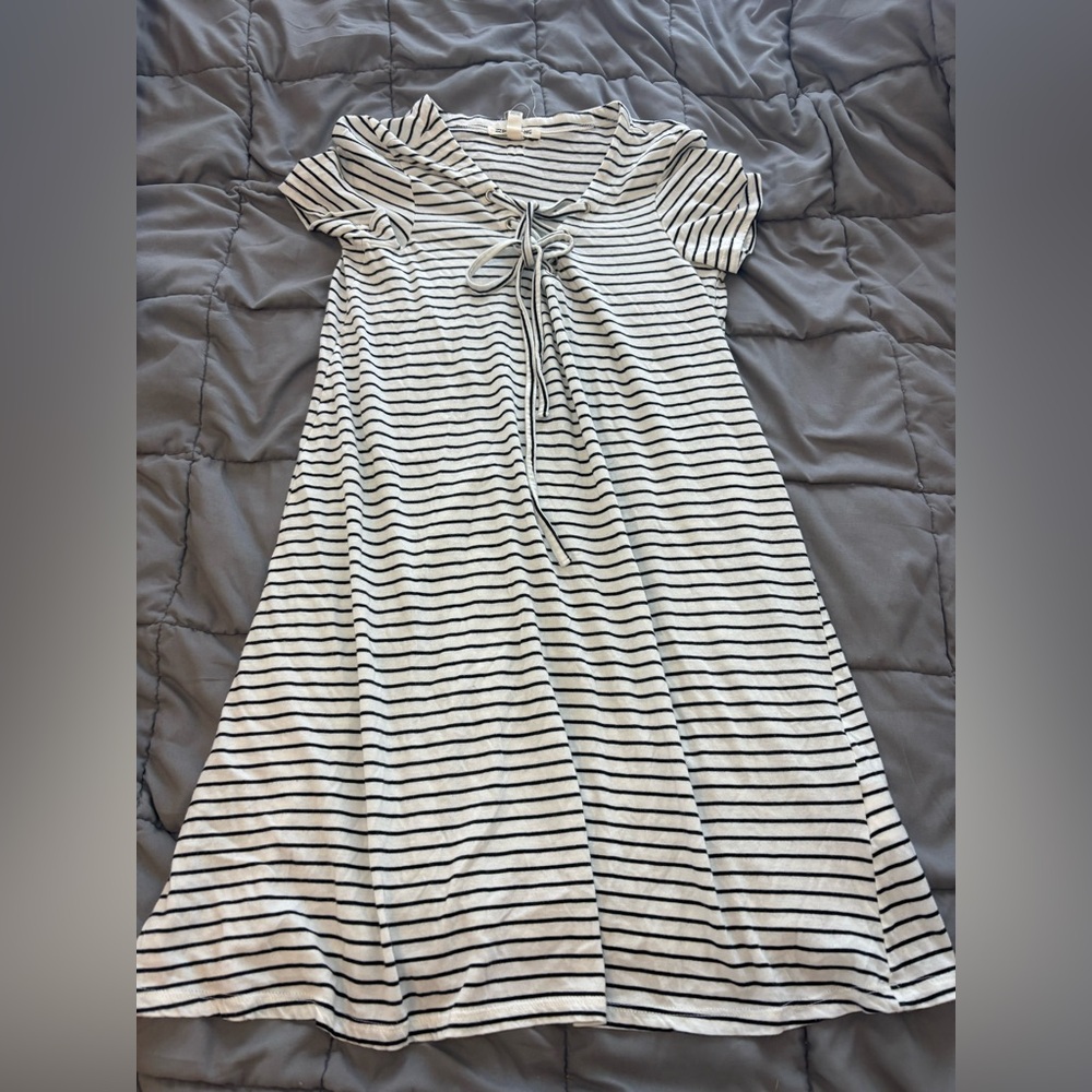 Billabong Striped Black and White T-Shirt Dress